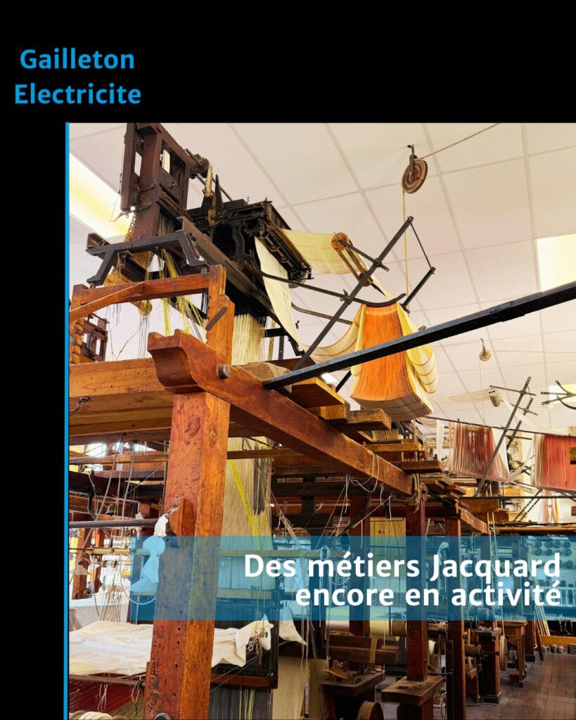 Ici, remplacer les éclairages, c’est intervenir avec discrétion dans un patrimoine lyonnais vivant.